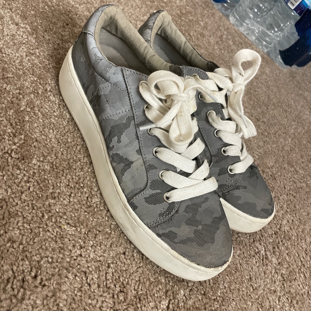 Steve Madden sneakers